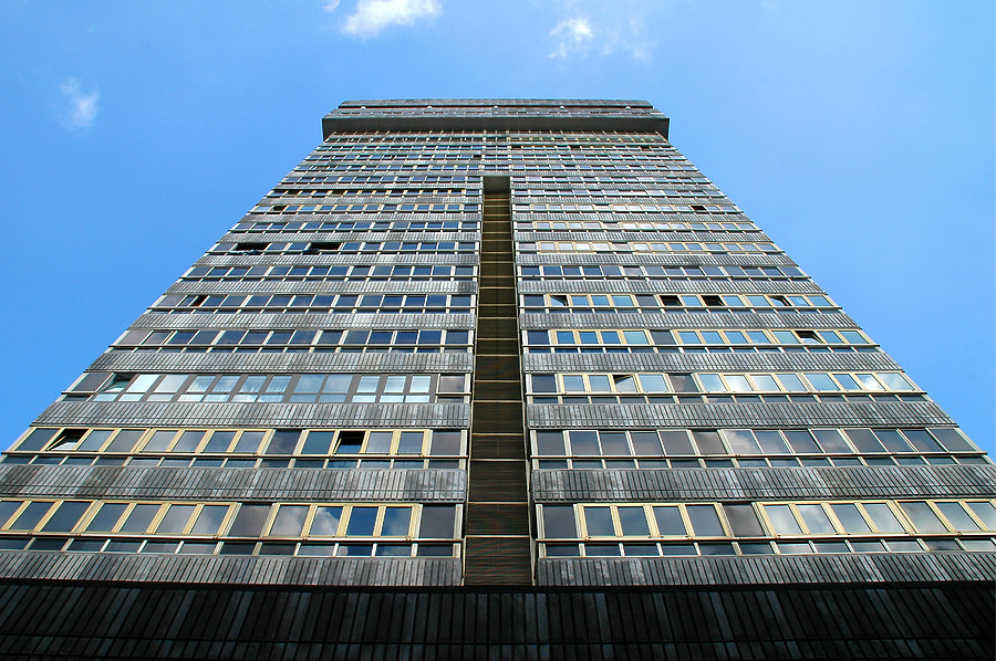 Torre de Atotxa by John Bek