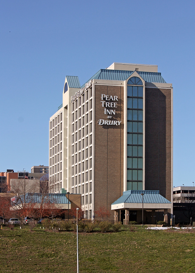 Pear Tree Inn Union Station by Ryan Hildebrand