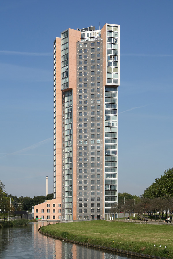 Oosterbaken by Michiel van Dijk