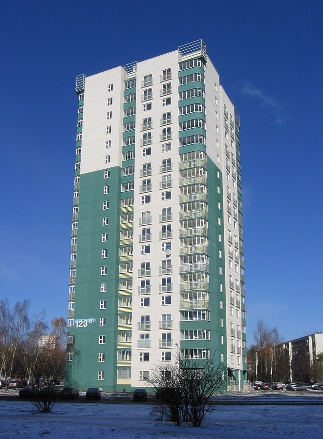 Prospekt Rokossovskogo 123/A by Alexei Bobko