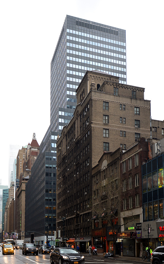 485 Lexington Avenue by John W. Cahill
