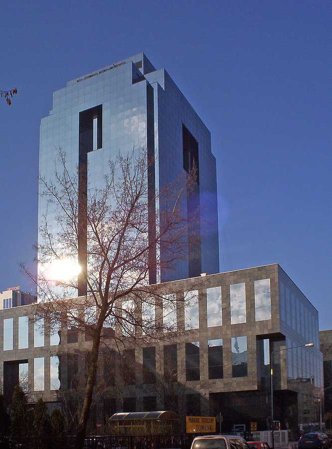 Warta Tower by Pavel Toczynski