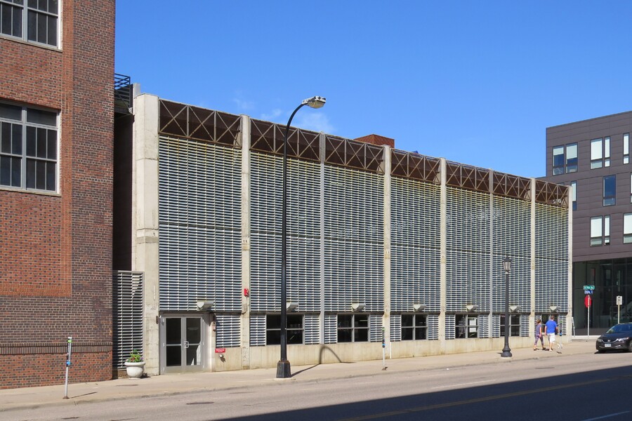 801 Washington Lofts Garage