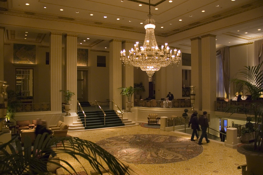 Waldorf=Astoria by Pavel Toczynski