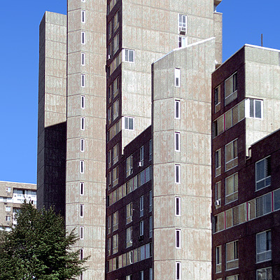 Riverview 1 - 70 Hawthorne Avenue by John Cahill