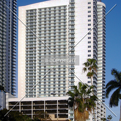 1800 Club by Jorge Molina