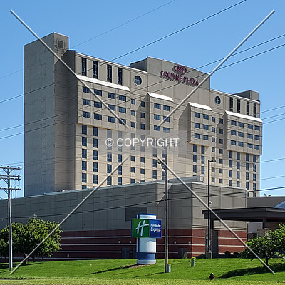 Crowne Plaza Springfield by Ryan Hildebrand