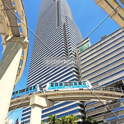 Miami Tower by Jorge Molina