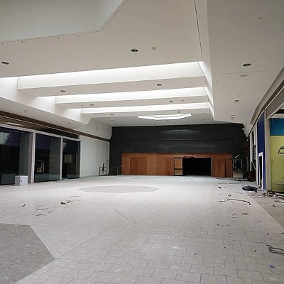 Jamestown Mall by Retailpocalypse