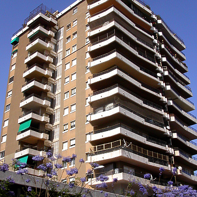 Edificio Ibiza by Cesar Serrano