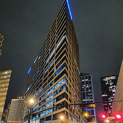 Bank of America Plaza by Ryan Hildebrand