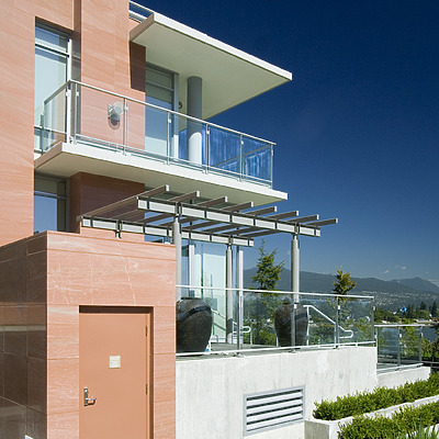 One Harbour Green by Pavel Toczynski