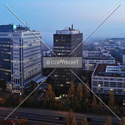 Theodor-Heuss-Allee 110 by Nephilim