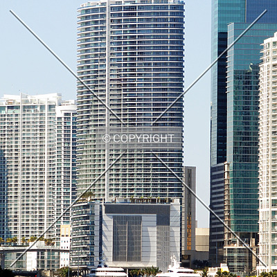 Epic Residences & Hotel by Jorge Molina