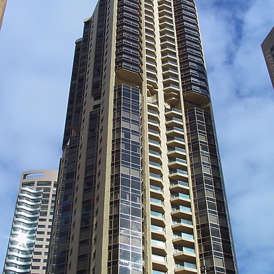 Quay West Apartments by John Bek