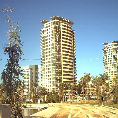 Illa del Llac 2 by David Guija