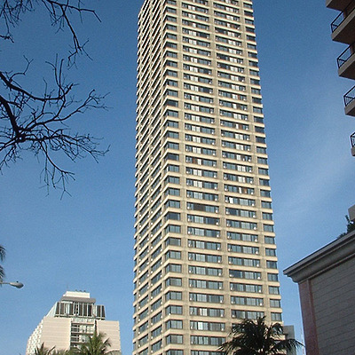 Ohana Maile Sky Court by James Peacock