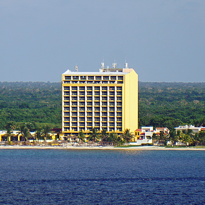 Meliá Cozumel Tower by Ryan Hildebrand