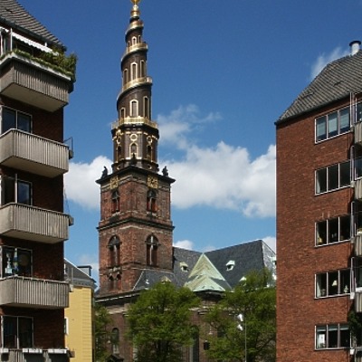 Vor Frelsers Kirke by Daniel Kieckhefer