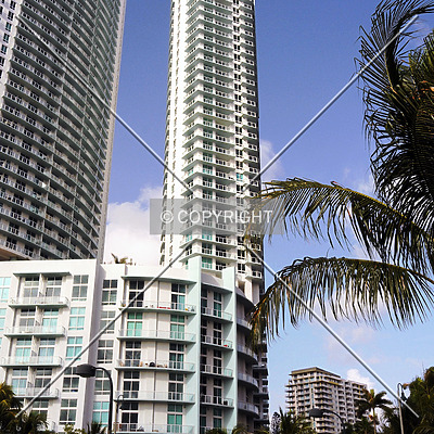 Quantum on the Bay North Tower by Jorge Molina