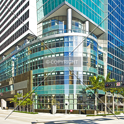 Met 2 JW Marriott Marquis by Jorge Molina