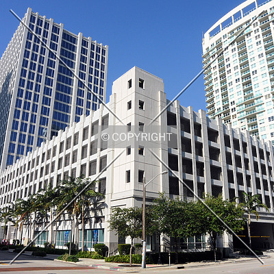 Bank of America Plaza by Jorge Molina