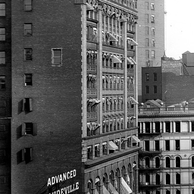 United Way Community Services Building by Library of Congress, Prints and Photographs Division, Detroit Publishing Company