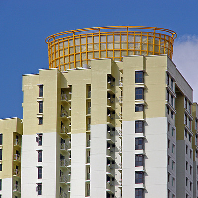 Toa Payoh Block 79E by Horst Kiechle