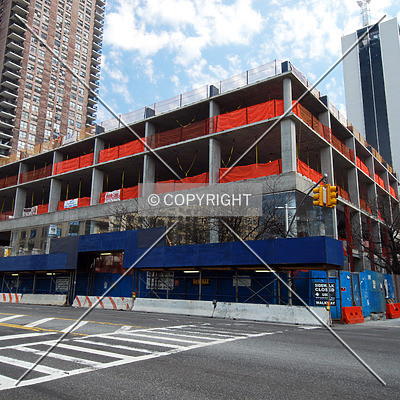 Mercedes House by Royce Douglas