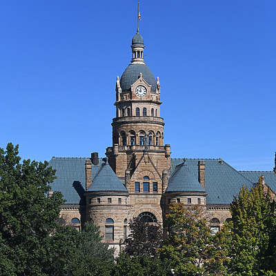 Trumbull County Courthouse by John W. Cahill