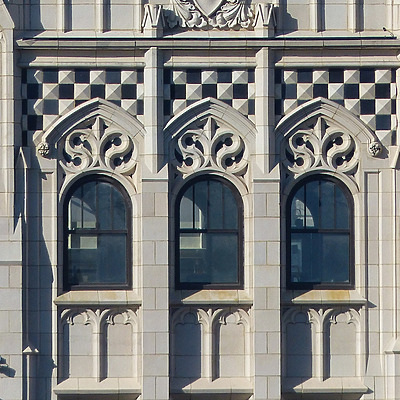 Metropolitan Building by Nate Lindsey