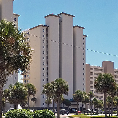 Summerwind West Building by Ryan Hildebrand