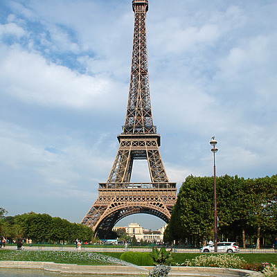 Tour Eiffel by John Bek