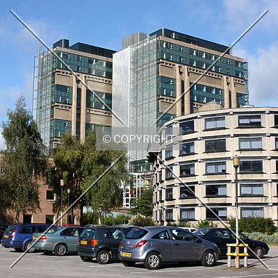 Muirhead Tower by Neil Nickolds