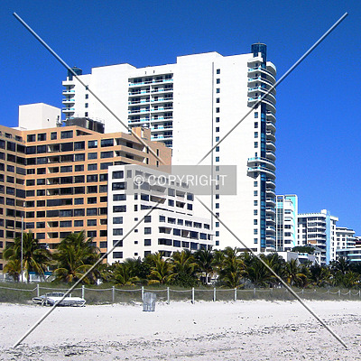 CapoBella Condominium by Jorge Molina