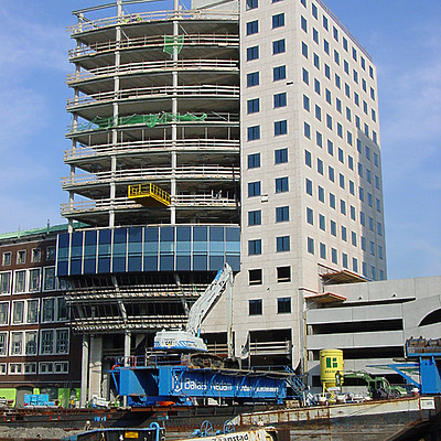 Ernst & Young by Michiel van Dijk