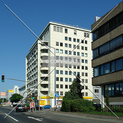 Strahlenberger Straße 123 by Nephilim