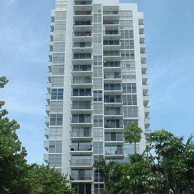 Silver Thatch by Paul Cucuzza