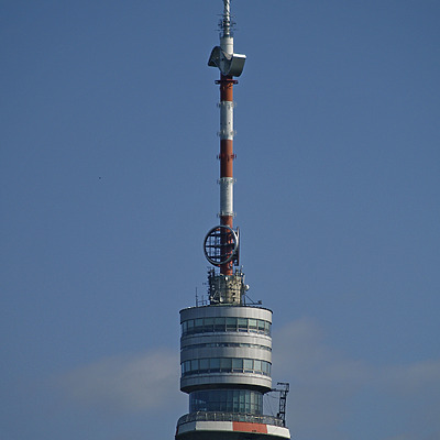 Donauturm by Cesar Serrano