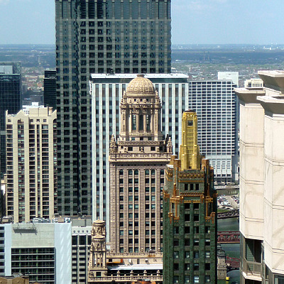 35 East Wacker Drive by Nate Lindsey