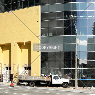 Met 2 JW Marriott Marquis by Jorge Molina