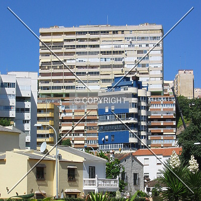 Edificio Babilonia by Victor Carcedo