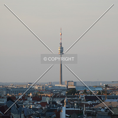 Donauturm by Florian Barbier