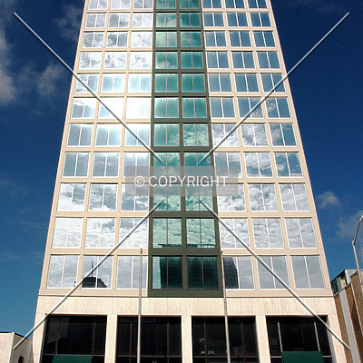 Southern Community Bank Building by Jorge Molina