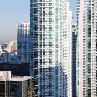Plaza on Brickell Tower II by Huopa