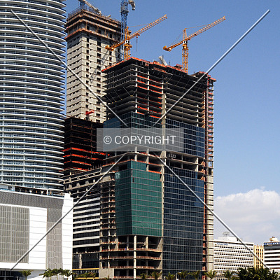 Met 2 JW Marriott Marquis by Jorge Molina