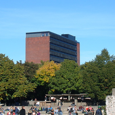 Niels Treschows hus by Kjetil Balog