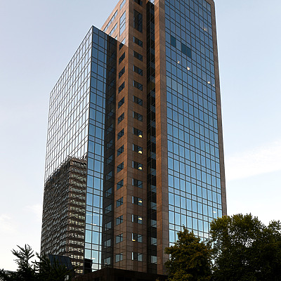 E.ON U.S. Center by John W. Cahill