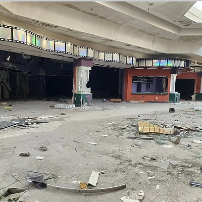 Jamestown Mall by Shiny ATV BIKE