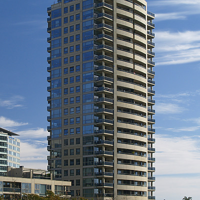 Illa del Llac 2 by Cesar Serrano